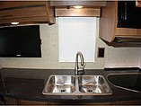 2014 Itasca Navion Photo #29