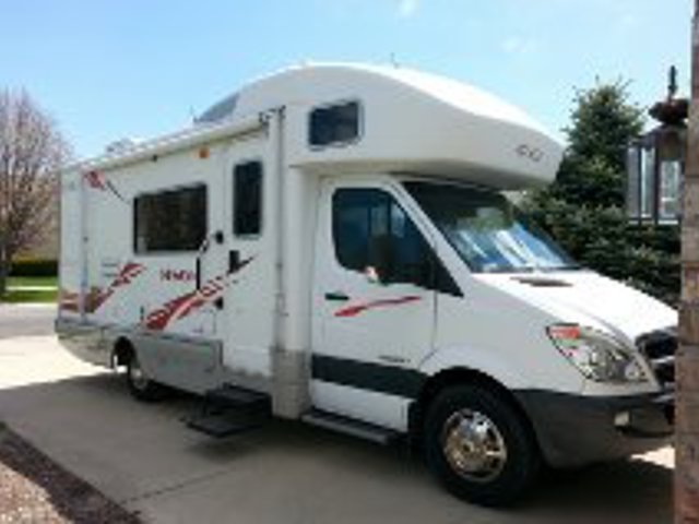 2008 Itasca Navion Photo