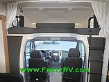 2015 Itasca Navion Photo #21