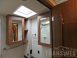 2016 Itasca Navion Photo #18
