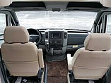 2016 Itasca Navion Photo #3
