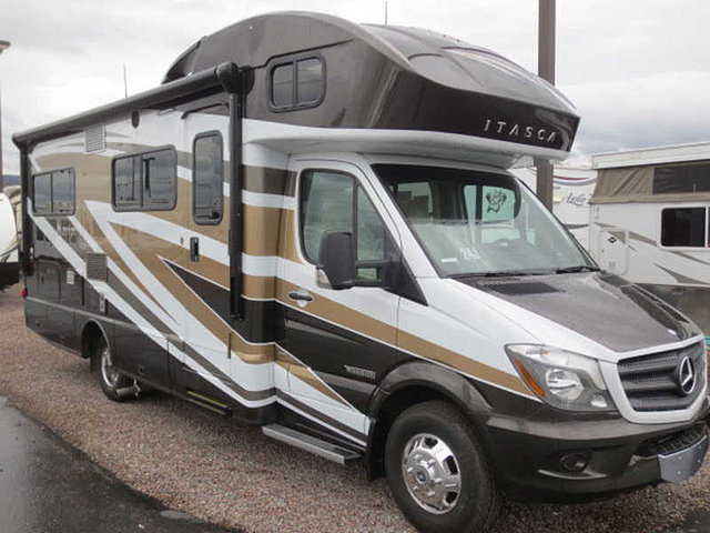 2015 Itasca Navion IQ Photo