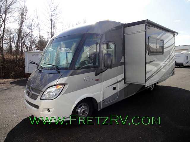 2014 Itasca Reyo Photo
