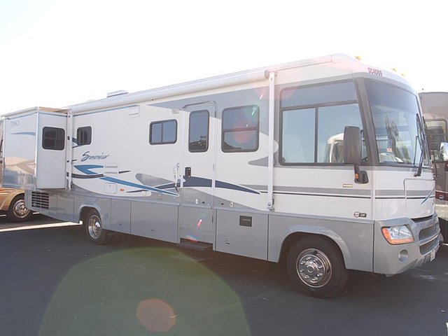 2004 Itasca Suncruiser Photo