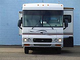 2002 Itasca Suncruiser Photo #2