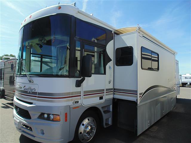 2002 Itasca Sunflyer Photo