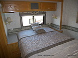 2005 Itasca Sunova Photo #14