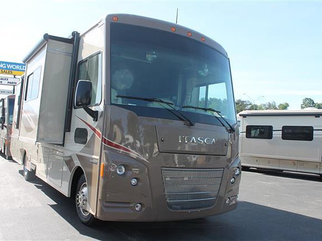 2016 Itasca Sunstar LX Photo