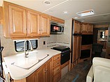 2016 Itasca Sunstar LX Photo #3