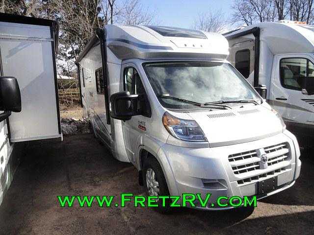 2014 Itasca Viva Photo