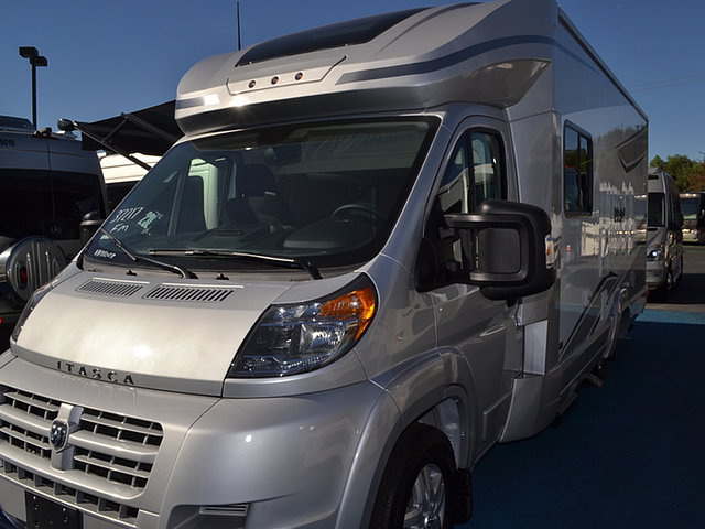 2015 Itasca Viva Photo