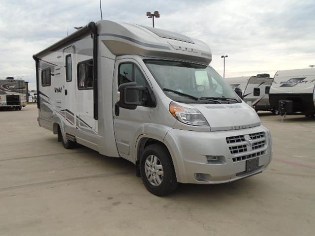 2015 Itasca Viva Photo
