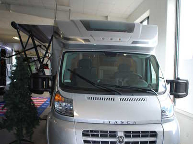 2015 Itasca Viva Photo