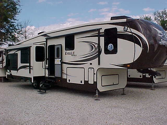 2015 Jayco Eagle Premier Photo