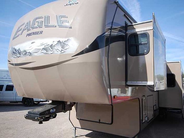 2013 Jayco Eagle Premier Photo