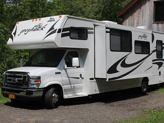 2009 Jayco Greyhawk Photo