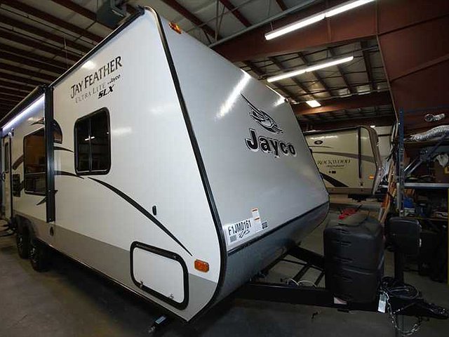 2015 Jayco Jay Feather SLX Photo