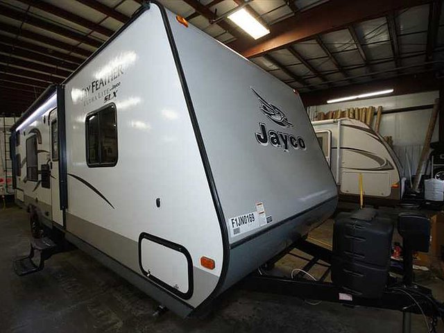 2015 Jayco Jay Feather SLX Photo