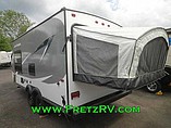 2016 Jayco Jay Feather Ultra Lite Photo #9
