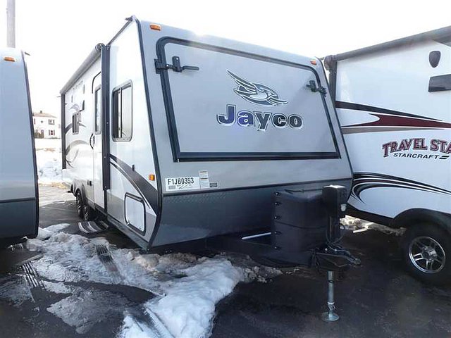 2015 Jayco Jay Feather Ultra Lite Photo