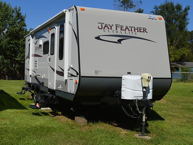 13 Jayco Feather Ultra Lite