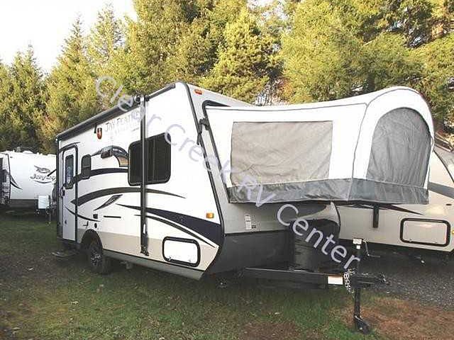 2015 Jayco Jay Feather Ultra Lite Photo