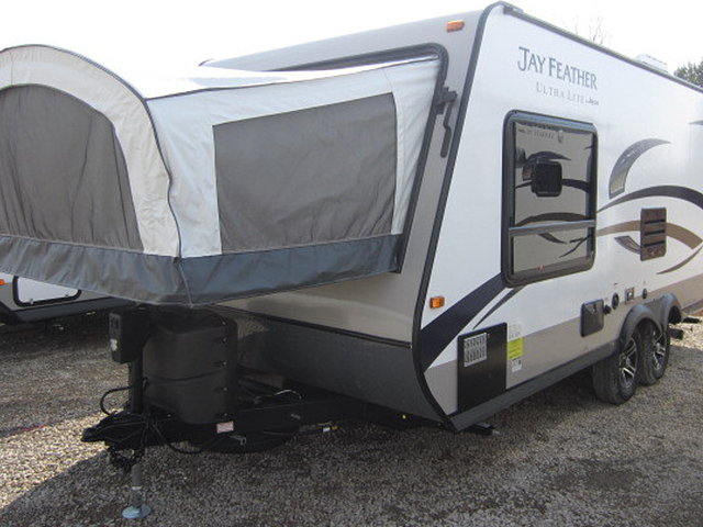 2015 Jayco Jay Feather Ultra Lite Photo