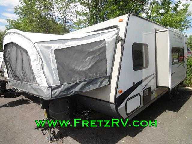 2015 Jayco Jay Feather Ultra Lite Photo