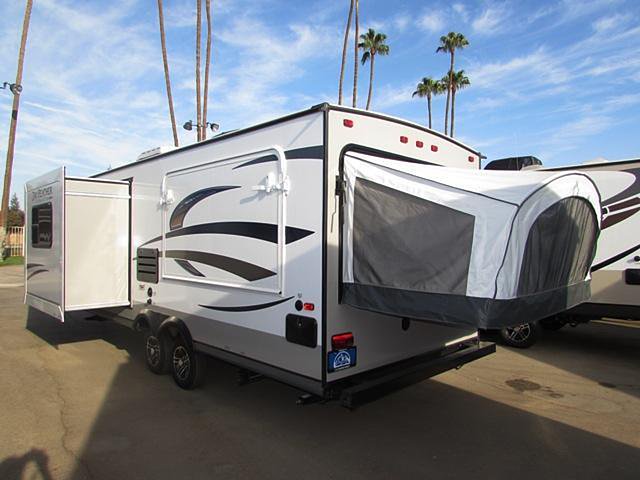 2015 Jayco Jay Feather Ultra Lite Photo