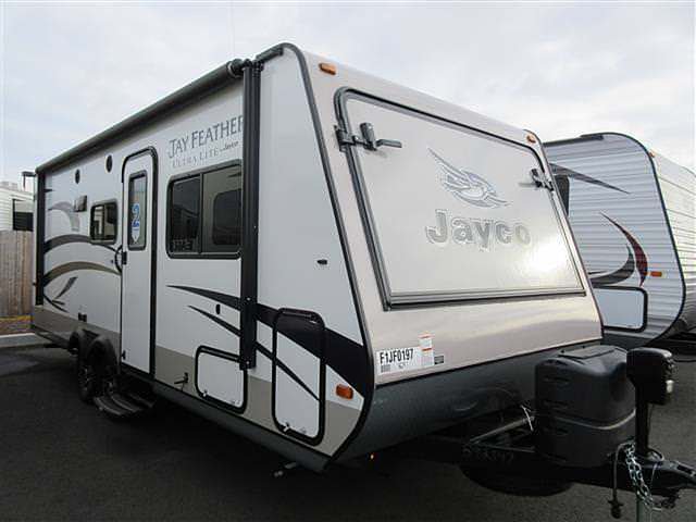 2015 Jayco Jay Feather Ultra Lite Photo
