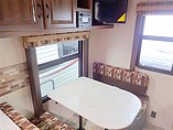 2015 Jayco Jay Flight Photo #9