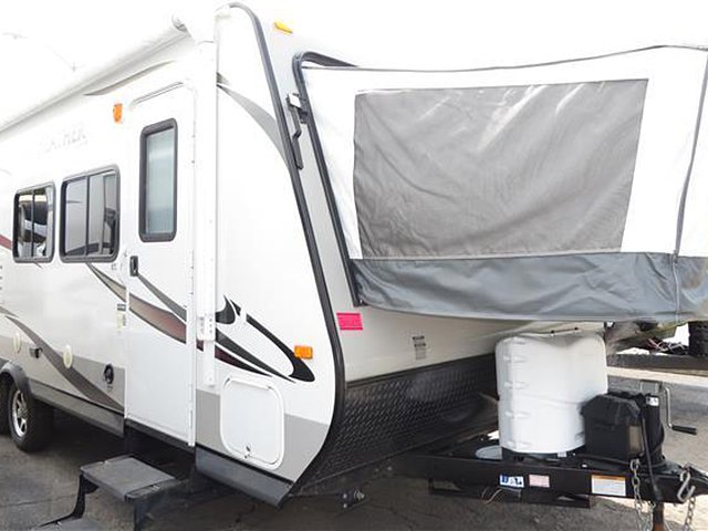 12 Jayco Flight
