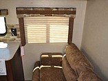 2015 Jayco Jay Flight Photo #9
