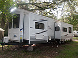 11 Jayco Flight Bungalow