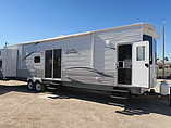 13 Jayco Flight Bungalow