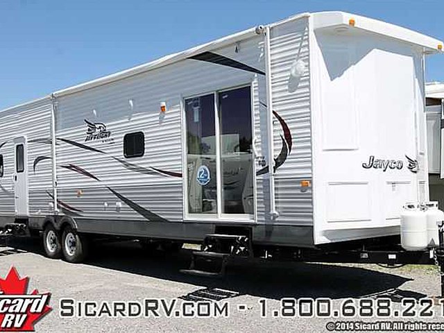 14 Jayco Flight Bungalow