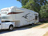 2011 Jayco Pinnacle Photo #3