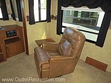 2011 Jayco Pinnacle Photo #7