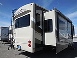 2015 Jayco Pinnacle Photo #5