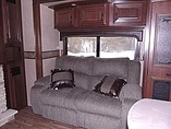 2015 Jayco Pinnacle Photo #9