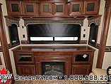 2015 Jayco Pinnacle Photo #9