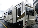 2015 Jayco Pinnacle Photo #2