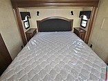 2015 Jayco Pinnacle Photo #12