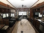 2015 Jayco Pinnacle Photo #4