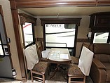 2015 Jayco Pinnacle Photo #10