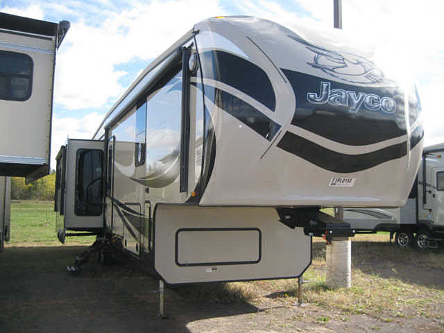 2015 Jayco Pinnacle Photo