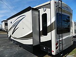 2015 Jayco Pinnacle Photo #5