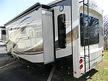2015 Jayco Pinnacle Photo #4