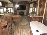 2015 Jayco Pinnacle Photo #2