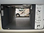 2015 Jayco Pinnacle Photo #9